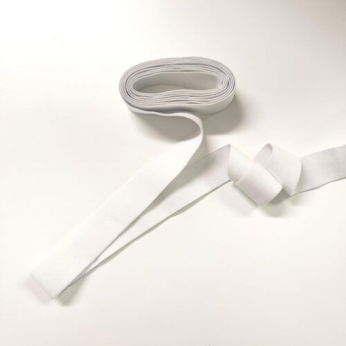 Kotimainen pehmokuminauha 30mm, valkoinen